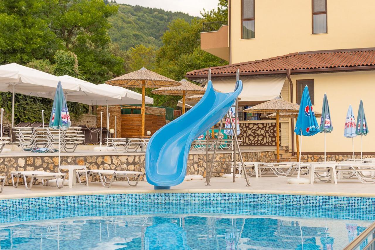 Eco Hotel Momata Kolarovo Exterior foto
