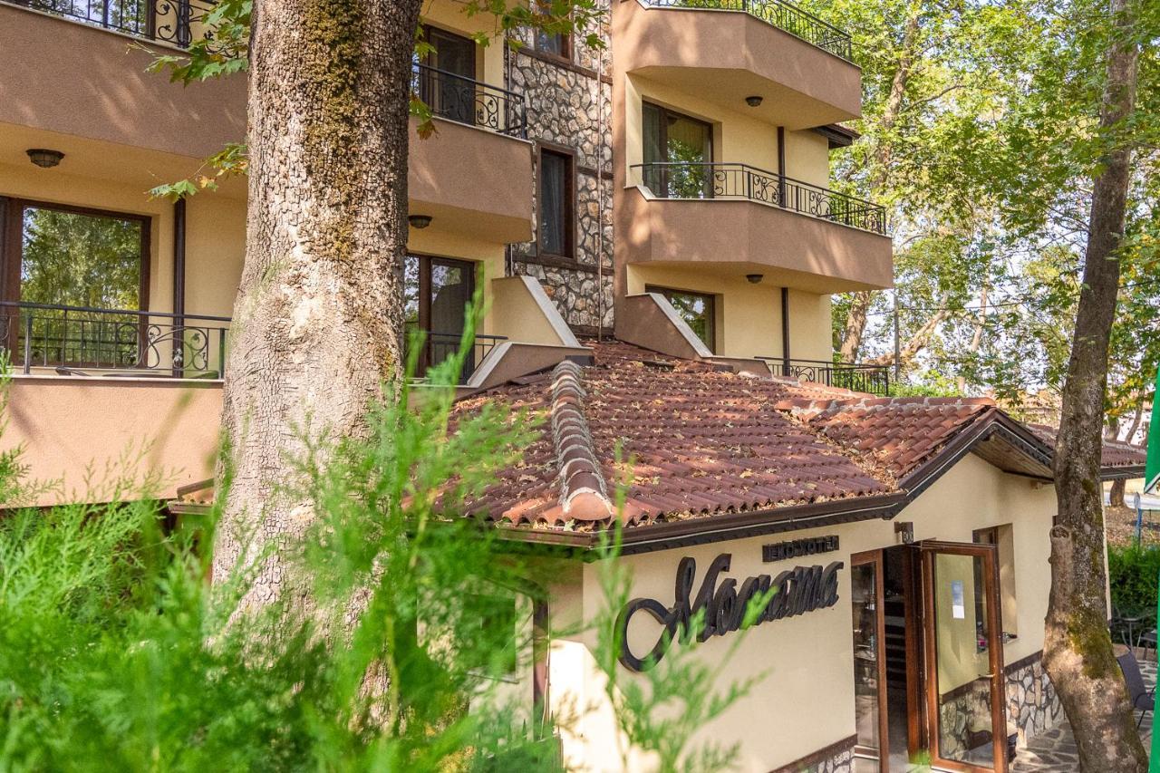 Eco Hotel Momata Kolarovo Exterior foto